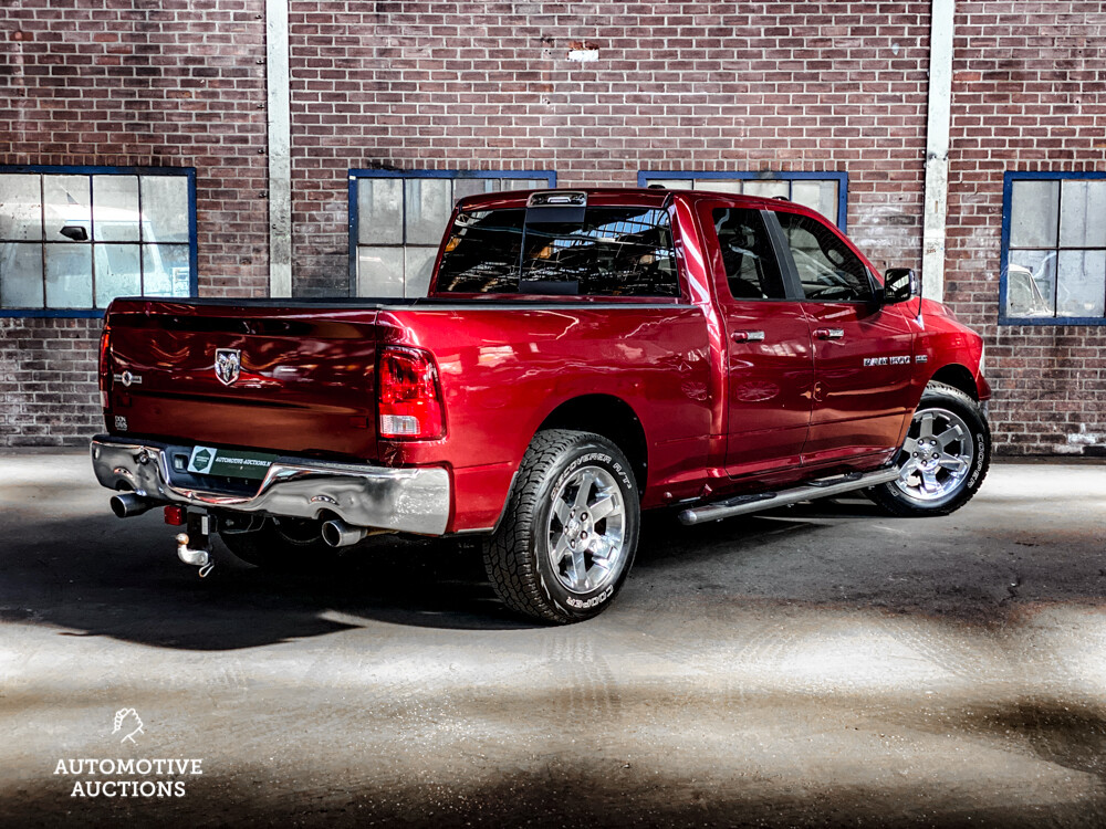 Dodge RAM 1500 5.7 V8 4x4 Quad Cab 6'4 Pick-Up 2011