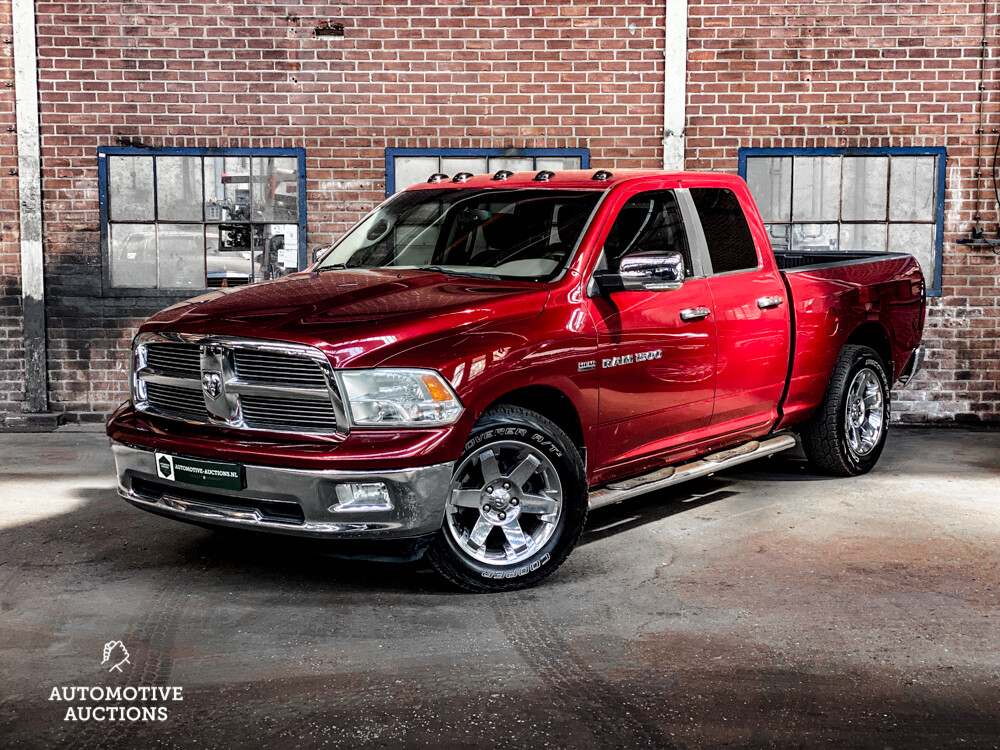 Dodge RAM 1500 5.7 V8 4x4 Quad Cab 6'4 Pick-Up 2011