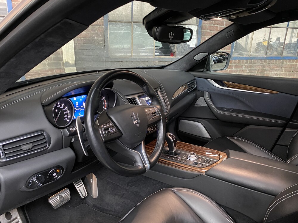 Maserati Levante S 3.0 V6 GranLusso 430pk 2019 -Org. NL- FACELIFT, XL-035-N