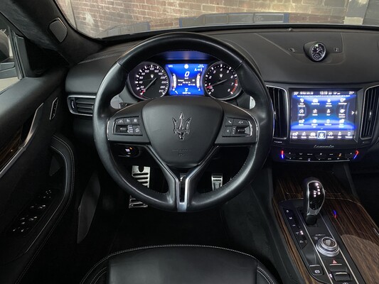 Maserati Levante S 3.0 V6 GranLusso 430pk 2019 -Org. NL- FACELIFT, XL-035-N