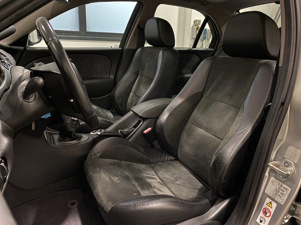 MG ZT 260 Ford Mustang 4.6 V8 Manual 260pk 2004, 31-ZF-XF