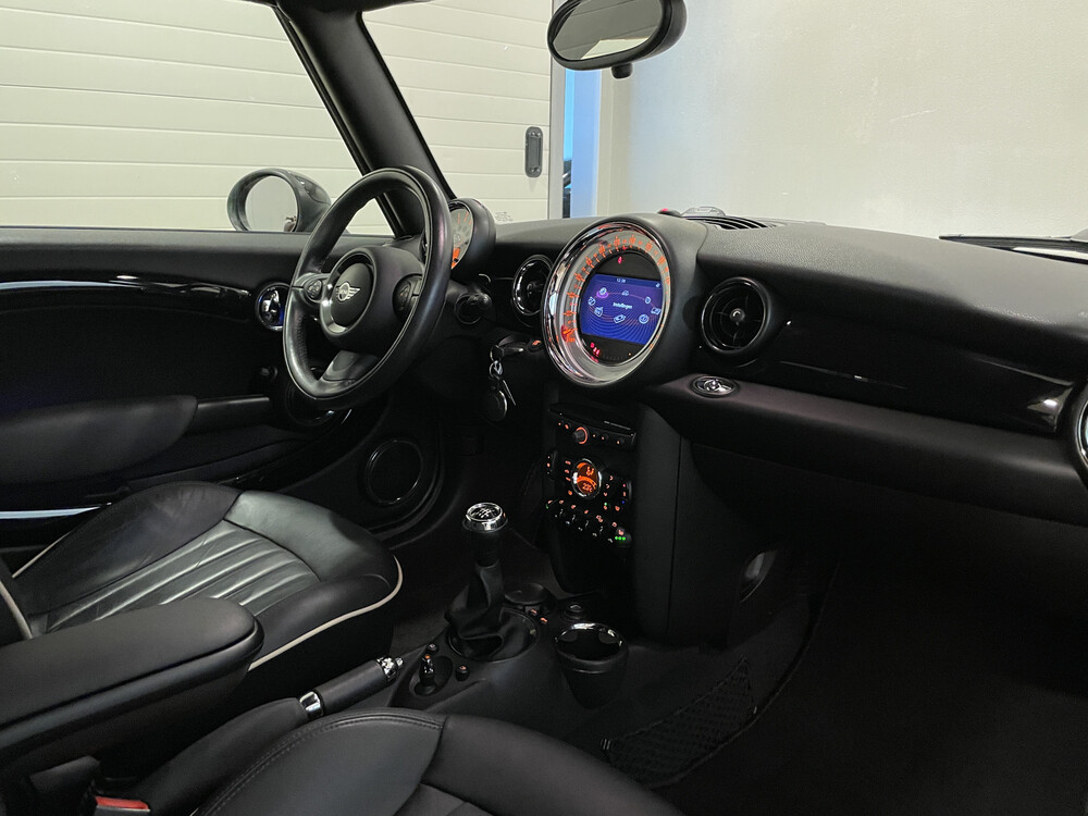 Mini Cooper Chili Cabriolet 122PS 2011, 38-PFG-4