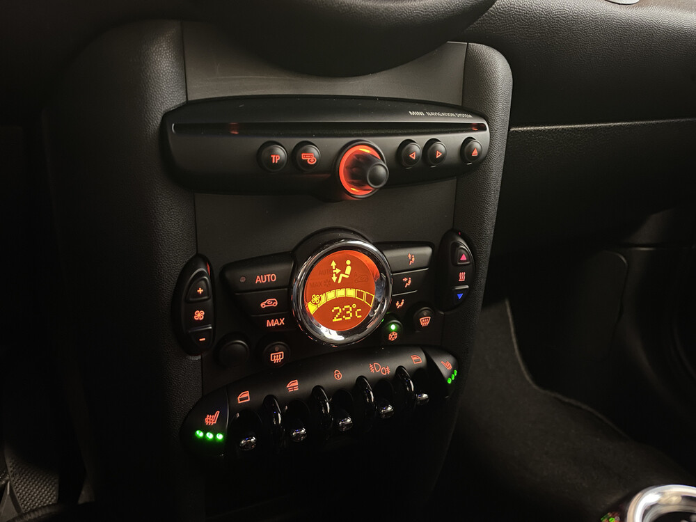 Mini Cooper Chili Cabriolet 122PS 2011, 38-PFG-4