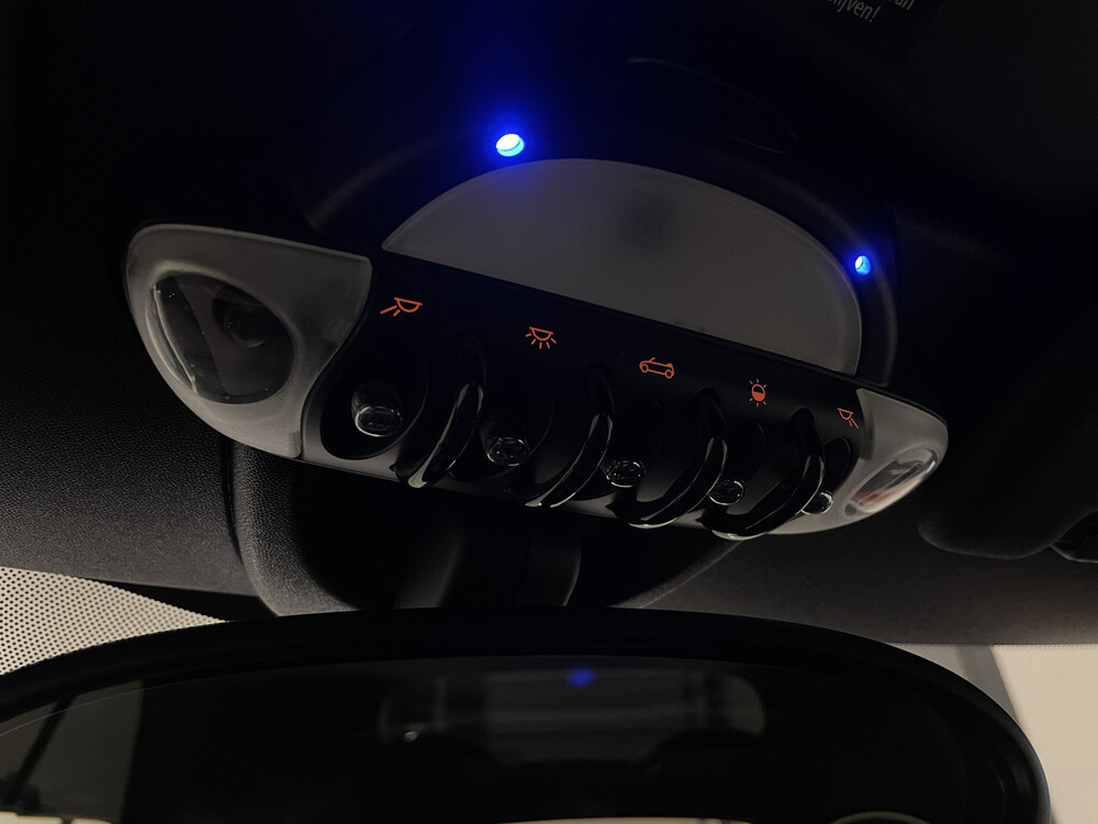 Mini Cooper Chili Cabriolet 122PS 2011, 38-PFG-4