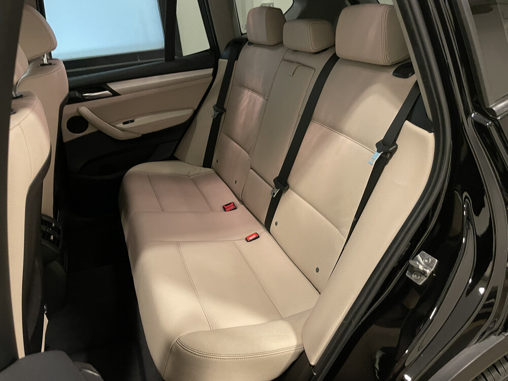  BMW X3 xDrive20i High Executive 184PS 2012, 92-TZV-1