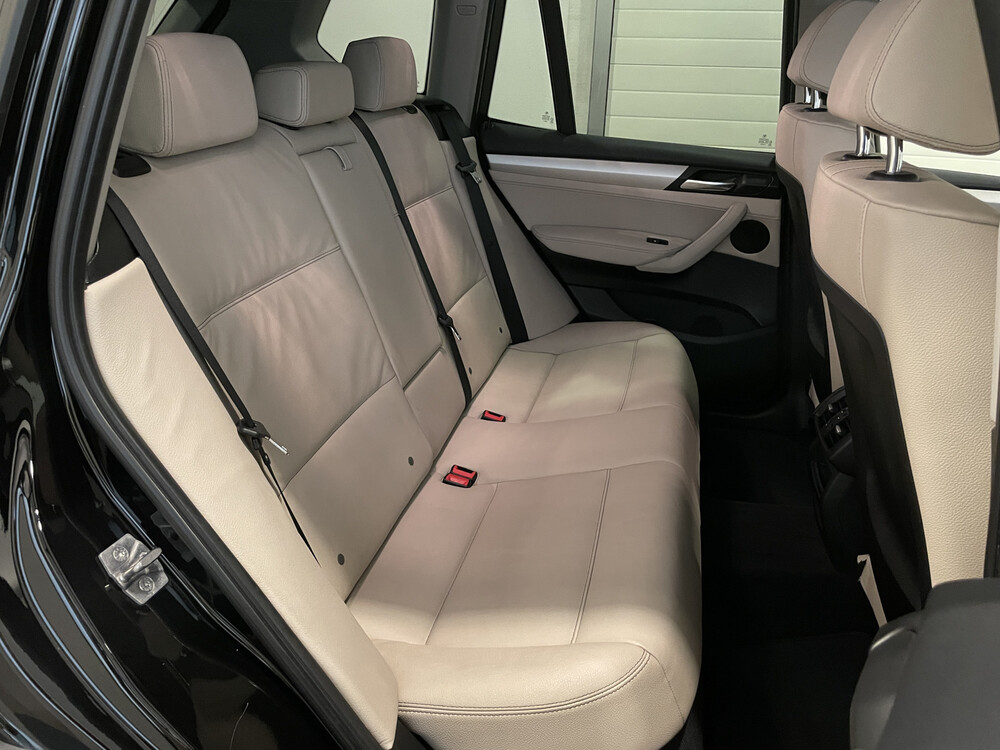  BMW X3 xDrive20i High Executive 184PS 2012, 92-TZV-1