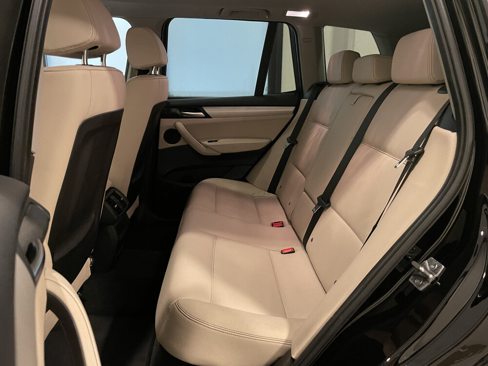  BMW X3 xDrive20i High Executive 184PS 2012, 92-TZV-1