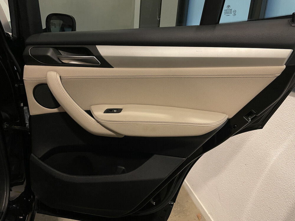  BMW X3 xDrive20i High Executive 184PS 2012, 92-TZV-1