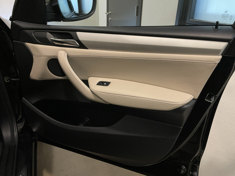  BMW X3 xDrive20i High Executive 184PS 2012, 92-TZV-1