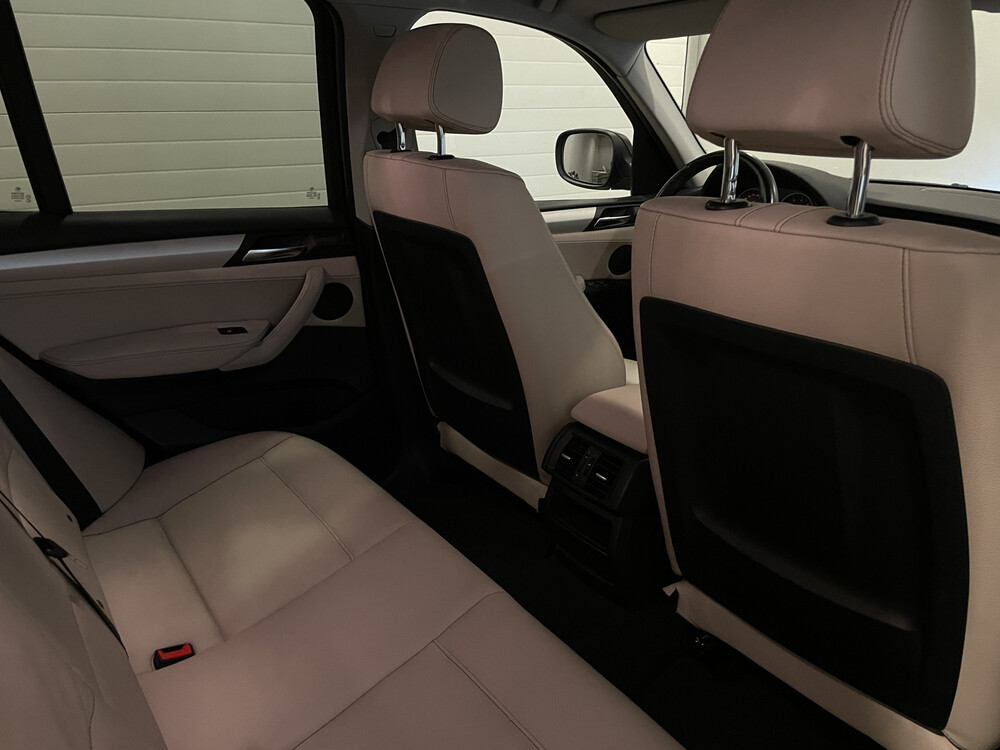  BMW X3 xDrive20i High Executive 184PS 2012, 92-TZV-1