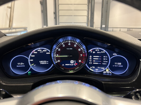 Porsche Panamera Sport Turismo E-Hybrid 4 2.9 V6 SportChrono 462hp 2018, ZV-954-P