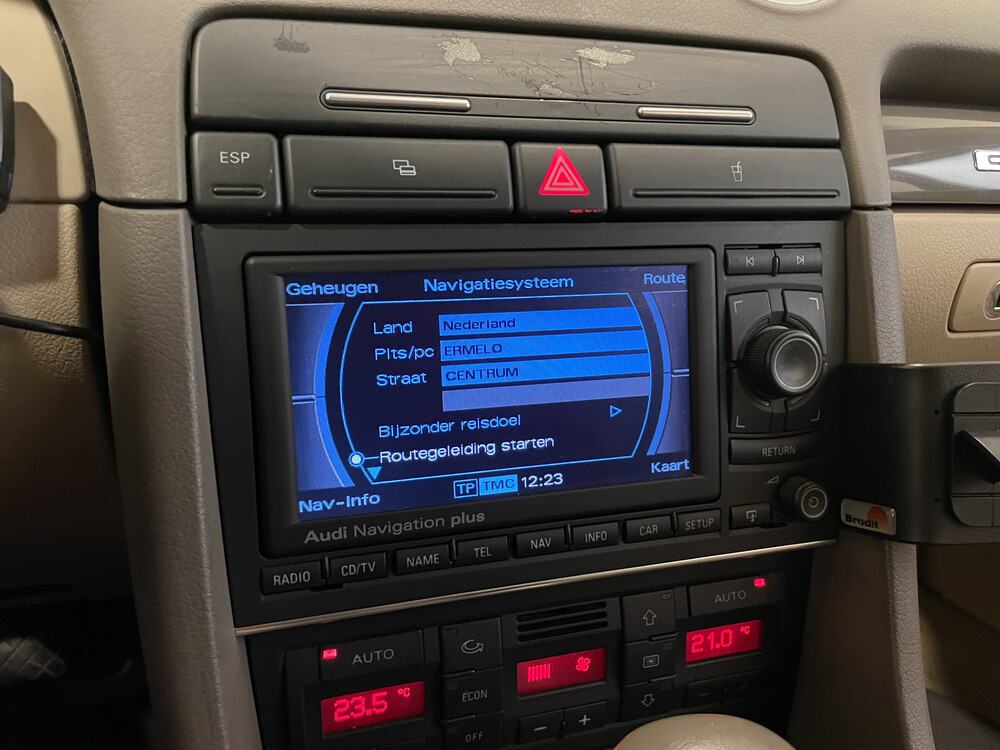 Audi A4 3.0 V6 Quattro Pro Line Cabriolet 221hp 2004, 36-NX-BR