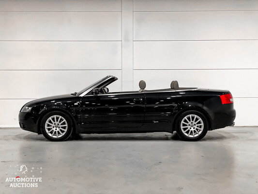 Audi A4 3.0 V6 Quattro Pro Line Cabriolet 221hp 2004, 36-NX-BR