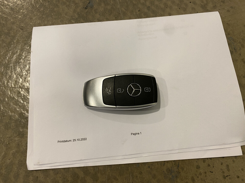 Mercedes-Benz C180 AMG Premium Plus Pack C-Klasse 156PS 2021, P-860-VN -Herstellergarantie-