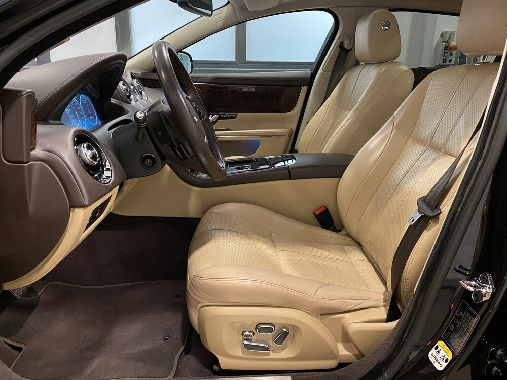 Jaguar XJ 3.0 V6D Premium Luxus LWB 275PS 2012, 83-XGR-2