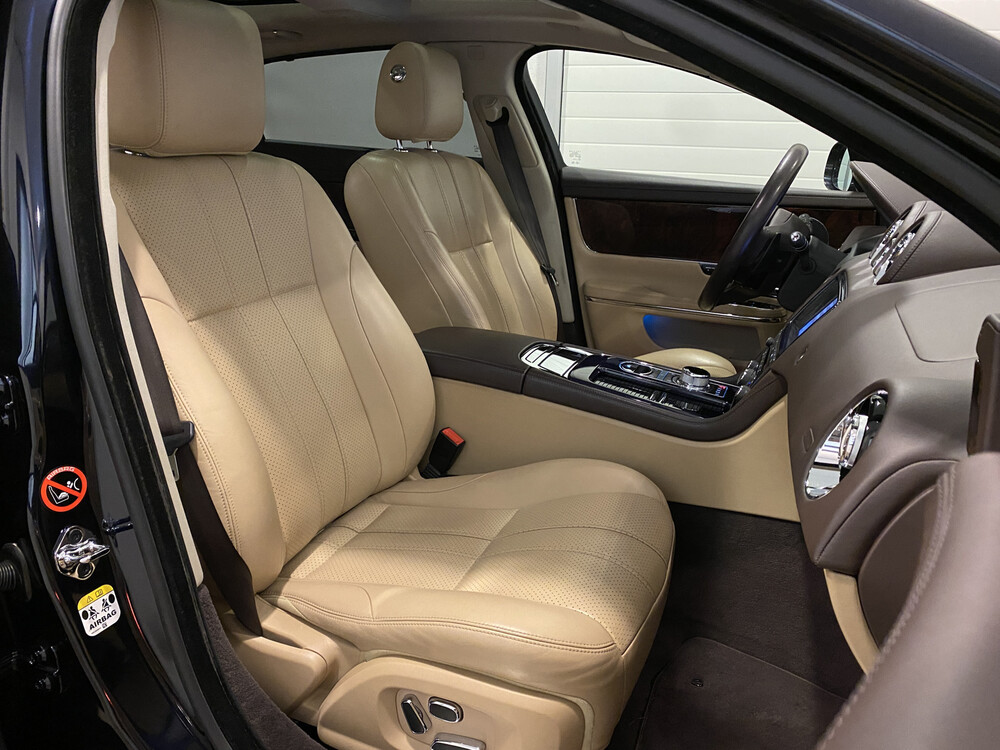 Jaguar XJ 3.0 V6D Premium Luxus LWB 275PS 2012, 83-XGR-2