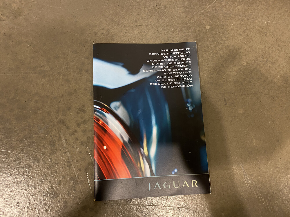 Jaguar XJ 3.0 V6D Premium Luxus LWB 275PS 2012, 83-XGR-2