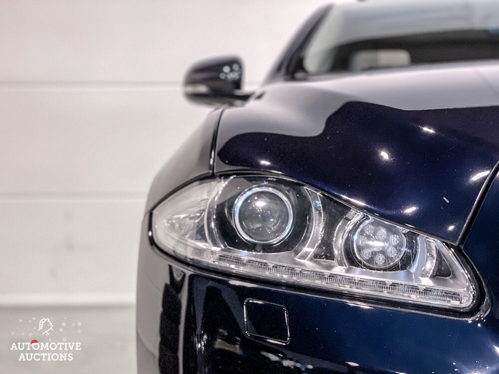 Jaguar XJ 3.0 V6D Premium Luxus LWB 275PS 2012, 83-XGR-2