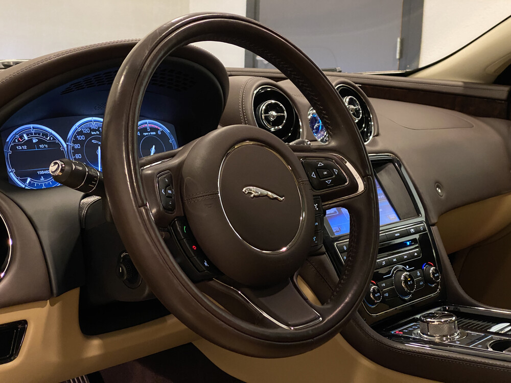 Jaguar XJ 3.0 V6D Premium Luxus LWB 275PS 2012, 83-XGR-2