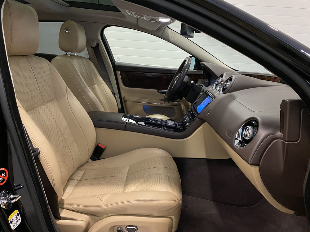 Jaguar XJ 3.0 V6D Premium Luxus LWB 275PS 2012, 83-XGR-2