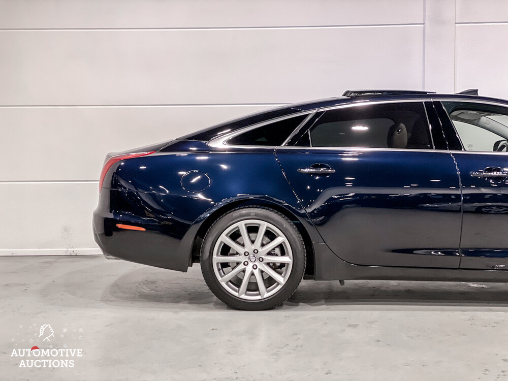 Jaguar XJ 3.0 V6D Premium Luxus LWB 275PS 2012, 83-XGR-2