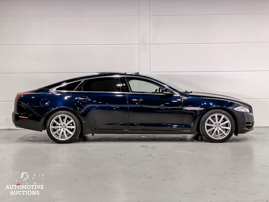 Jaguar XJ 3.0 V6D Premium Luxury LWB 275hp 2012, 83-XGR-2