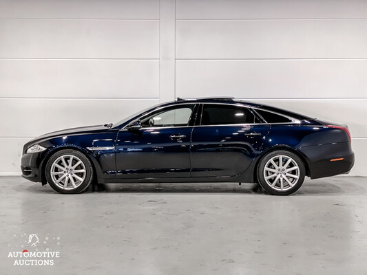 Jaguar XJ 3.0 V6D Premium Luxury LWB 275hp 2012, 83-XGR-2