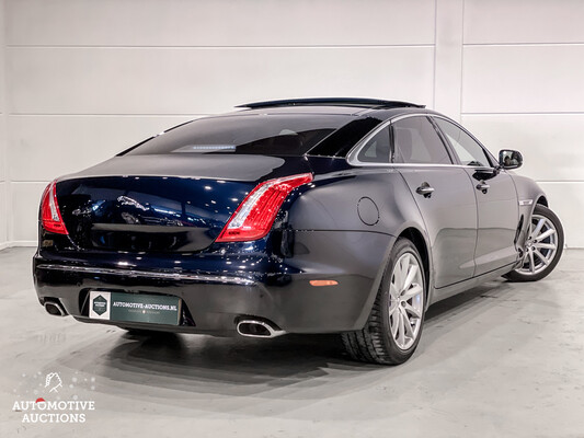 Jaguar XJ 3.0 V6D Premium Luxury LWB 275hp 2012, 83-XGR-2