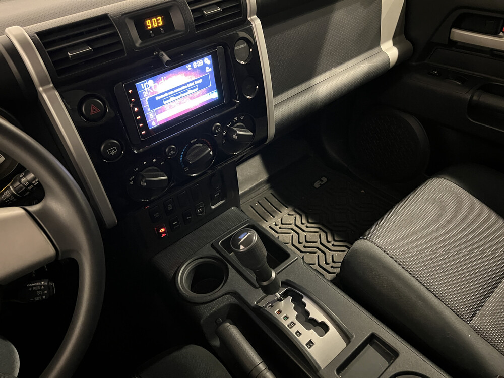 Toyota FJ Cruiser 4.0 V6 242hp 2007, J-761-XS