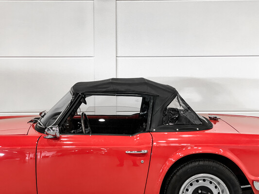 Triumph TR6 Soft Top 169hp 1975, 18-YB-18