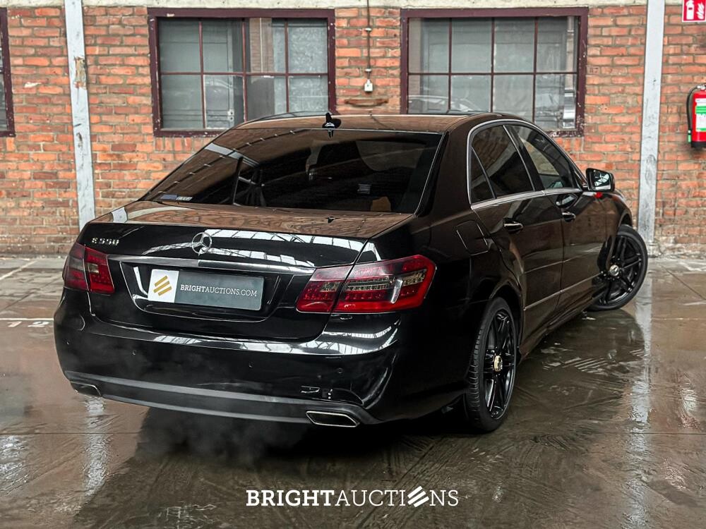 Mercedes-Benz E500 AMG 5.5 V8 388pk 2010 E-Klasse Youngtimer