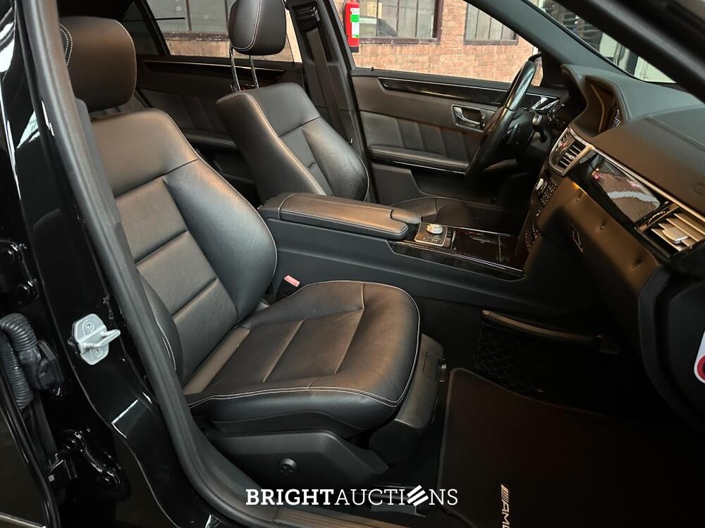 Mercedes-Benz E500 AMG 5.5 V8 388pk 2010 E-Klasse Youngtimer
