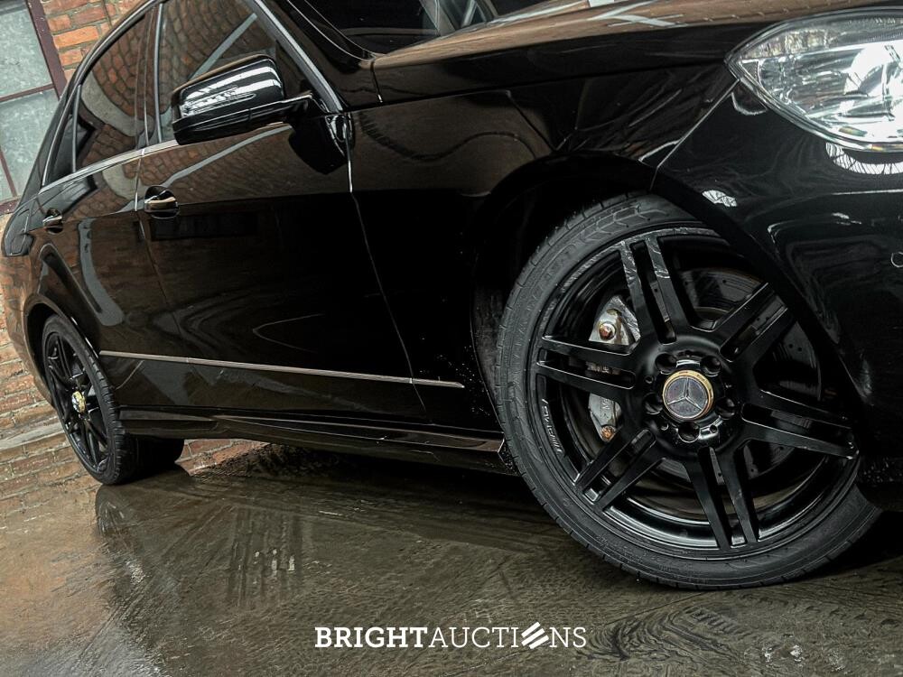 Mercedes-Benz E500 AMG 5.5 V8 388pk 2010 E-Klasse Youngtimer