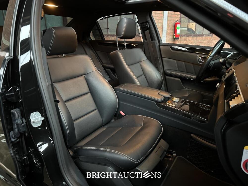 Mercedes-Benz E500 AMG 5.5 V8 388pk 2010 E-Klasse Youngtimer