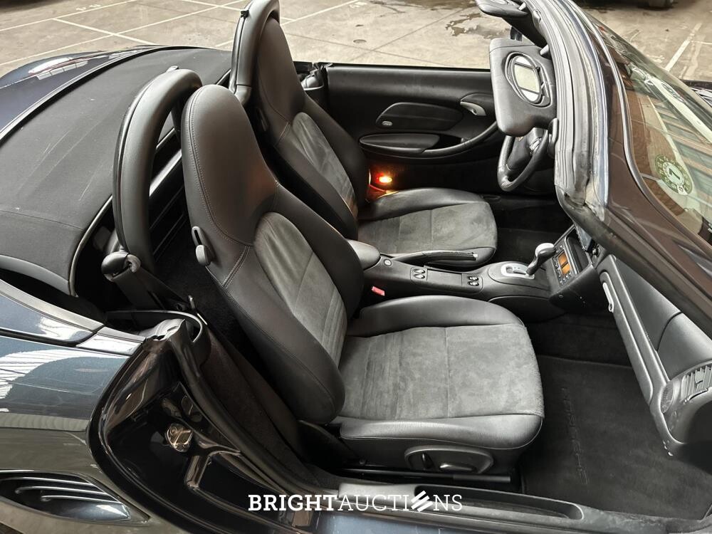 Porsche Boxster 986 2.7 220pk 2004 Youngtimer