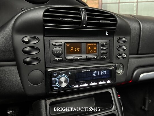 Porsche Boxster 986 2.7 220pk 2004 (MANUAL) Youngtimer