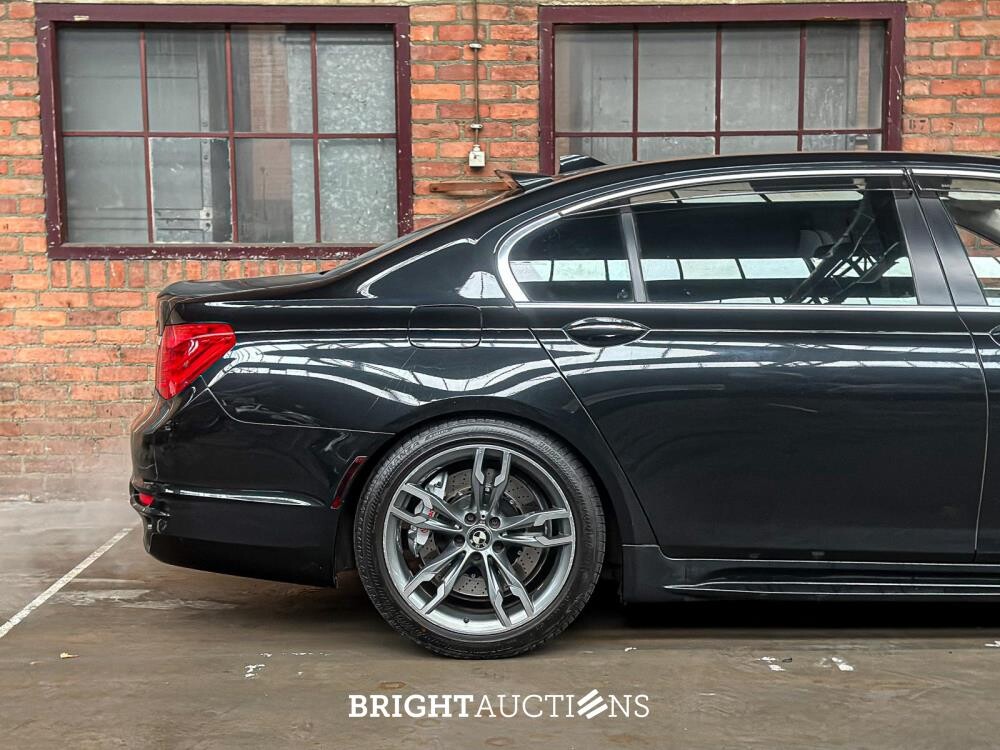 BMW ActiveHybrid7 F04 4.4 V8 465pk 2011