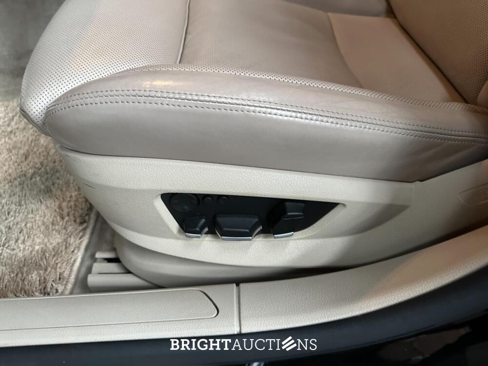 BMW ActiveHybrid7 F04 4.4 V8 465pk 2011