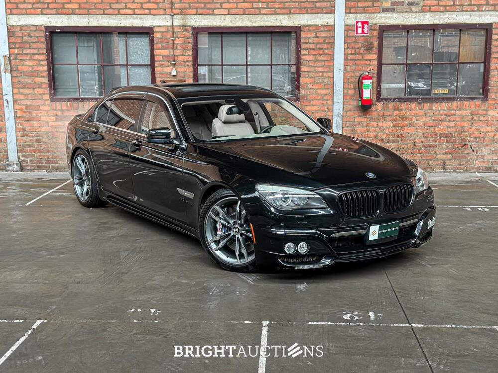 BMW ActiveHybrid7 F04 4.4 V8 465pk 2011