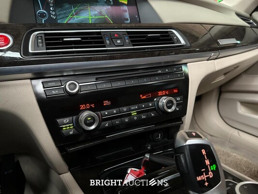 BMW ActiveHybrid7 F04 4.4 V8 465pk 2011