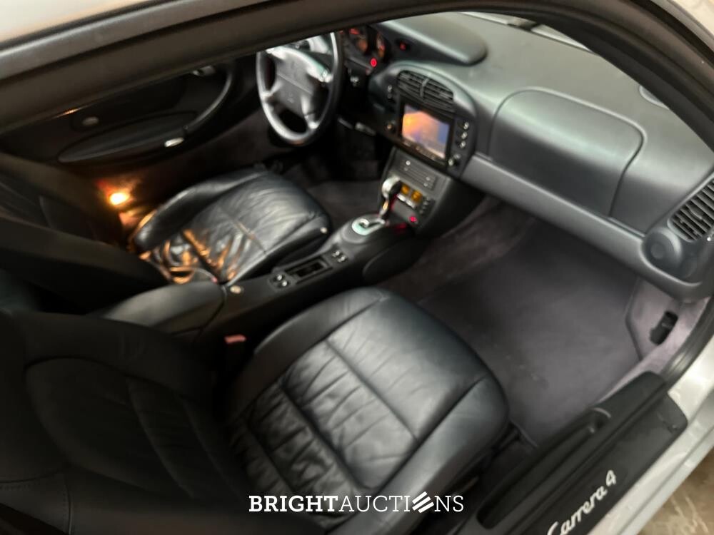 Porsche 911 Carrera 996 3.4 300pk 2000 Youngtimer