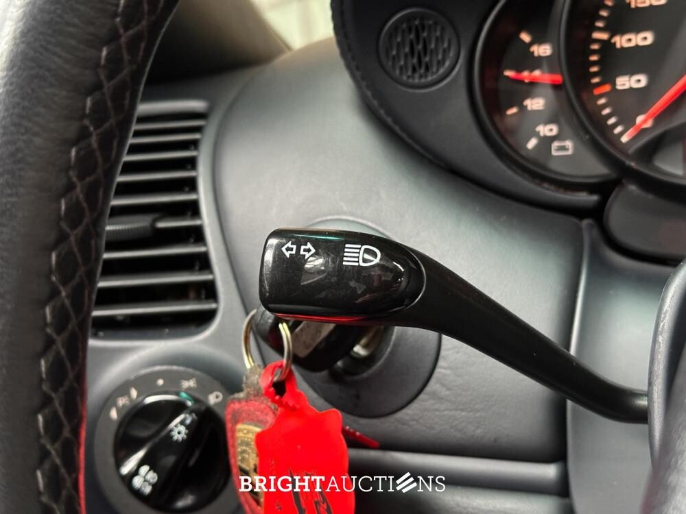 Porsche 911 Carrera 996 3.4 300pk 2000 Youngtimer