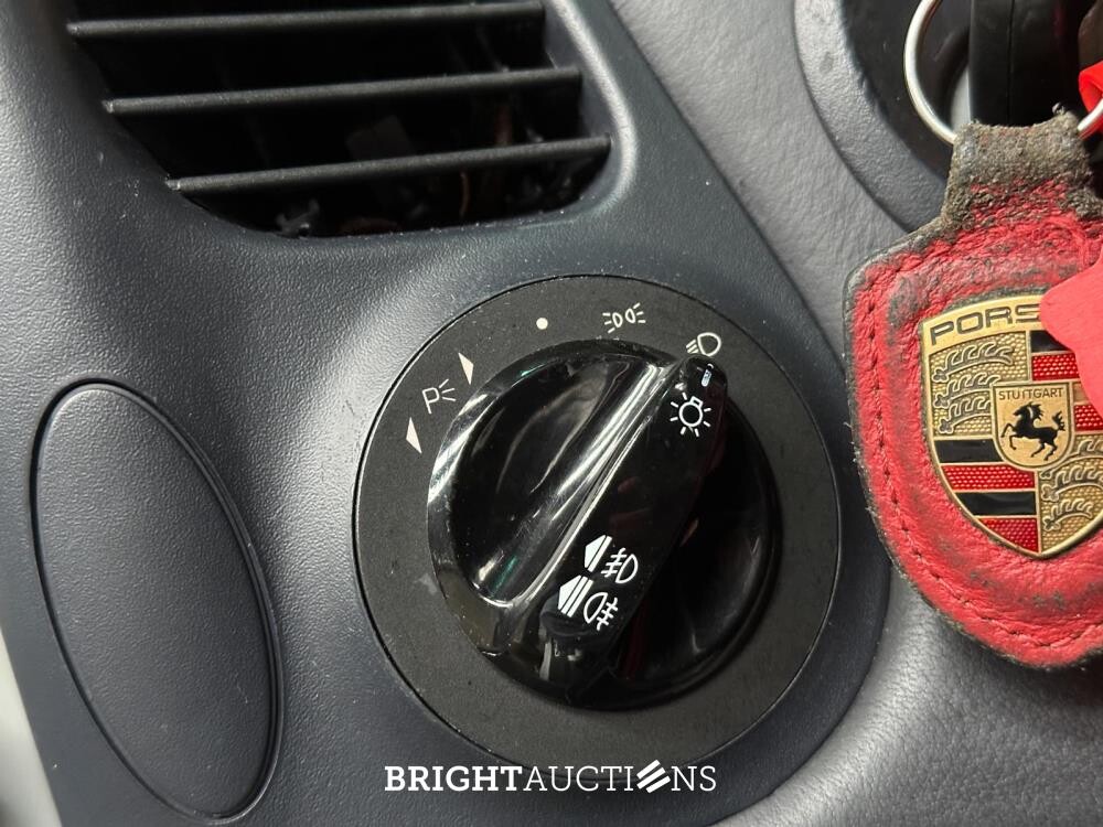 Porsche 911 Carrera 996 3.4 300pk 2000 Youngtimer