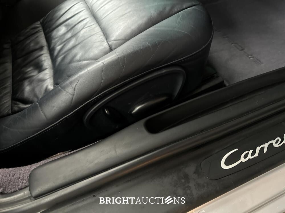 Porsche 911 Carrera 996 3.4 300pk 2000 Youngtimer