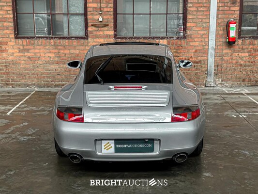 Porsche 911 Carrera 996 3.4 300pk 2000 Youngtimer