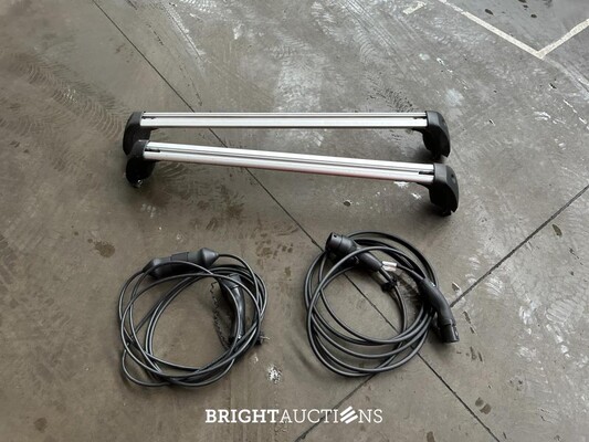 Polestar 2 Long Range Dual Motor Launch Edition 78kWh 408pk 2020 (Origineel-NL+1e eigenaar), J-090-TX