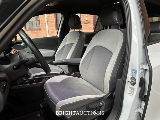 Volkswagen ID.3 First Plus 58 kWh 204pk 2020 (Origineel-NL) , K-328-HL