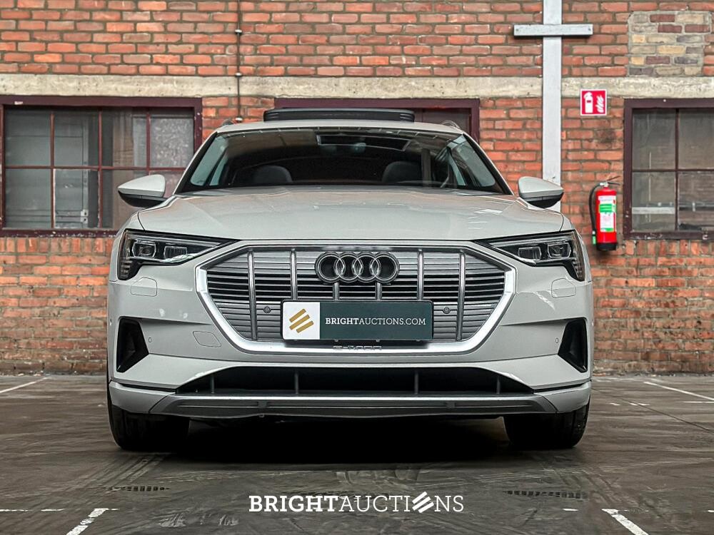 Audi e-tron 55 quattro Business edition Plus 95 kWh 408pk 2020 (Origineel-NL+1e eigenaar), K-706-KJ