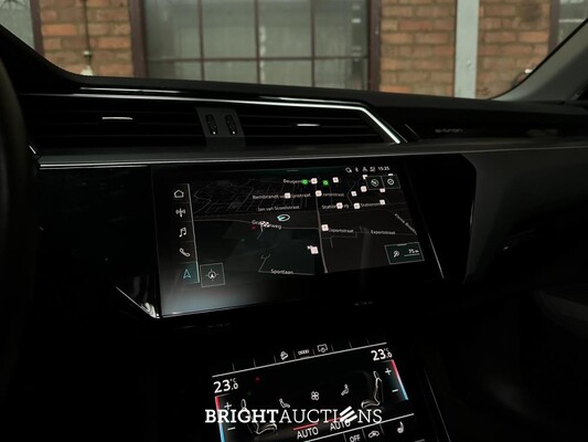 Audi e-tron 55 quattro Business edition Plus 95 kWh 408pk 2020 (Origineel-NL+1e eigenaar), K-706-KJ