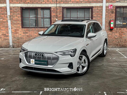 Audi e-tron 55 quattro Business edition Plus 95 kWh 408pk 2020 (Origineel-NL+1e eigenaar), K-706-KJ